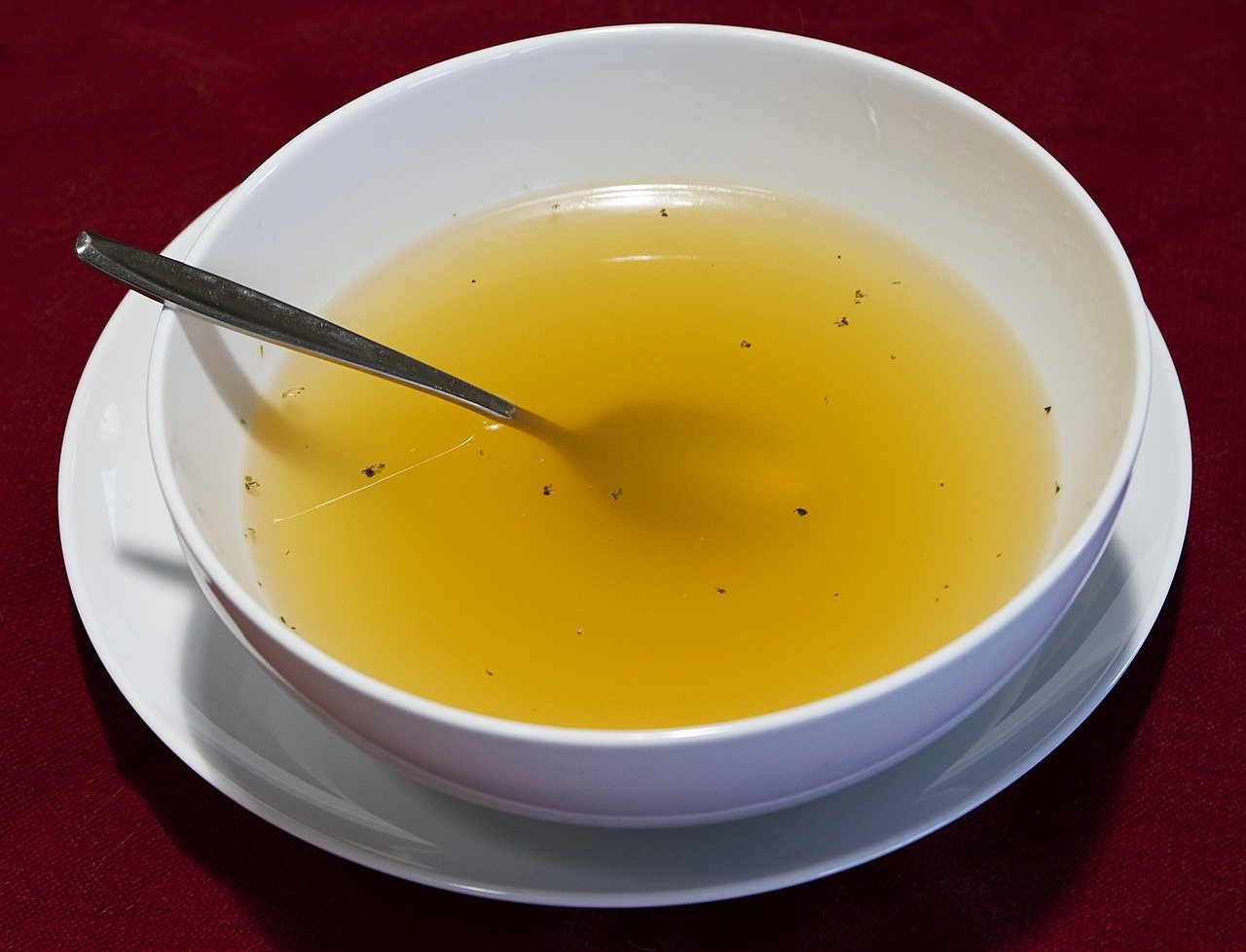 Bouillon d'os Hélène Burchéri Naturopathe agréée ND.A